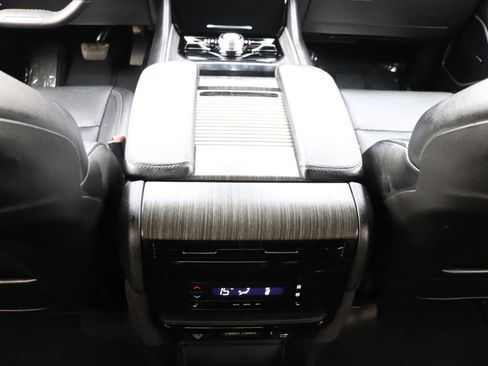 Used 2024 Jeep Wagoneer Series III image 22