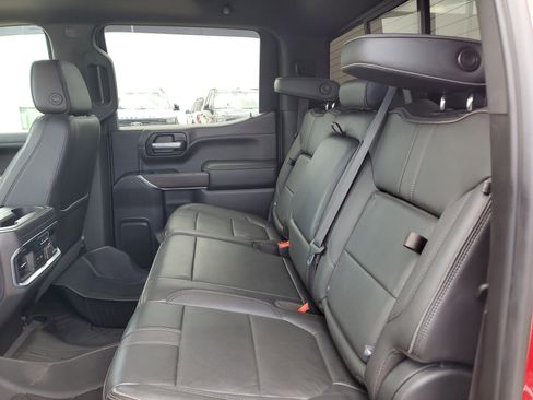 Used 2021 Chevrolet Silverado 1500 High Country image 19