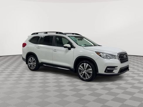 Used 2020 Subaru Ascent Limited w/ Technology Package AWD/4WD image 2