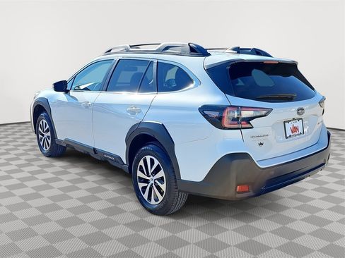 Certified 2023 Subaru Outback Premium image 7