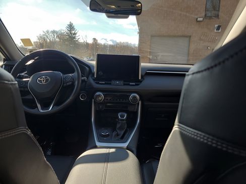 Certified 2023 Toyota RAV4 XLE Premium image 18