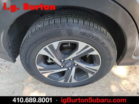 Used 2024 Subaru Crosstrek 2.0i Premium w/ Crosstrek Mirror Package AWD/4WD image 7