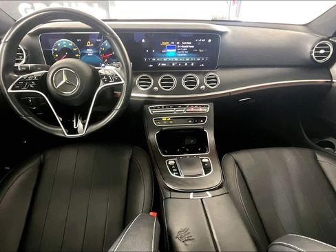 Used 2022 Mercedes-Benz E 350 Sedan image 14