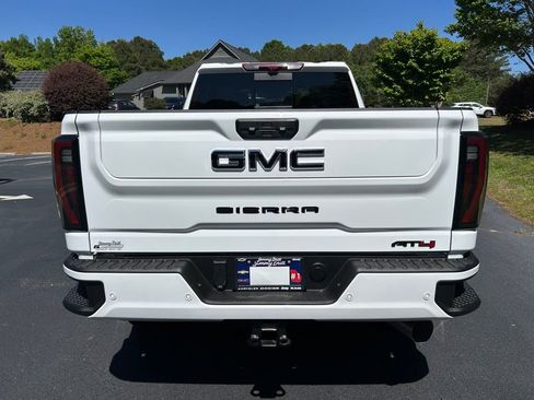 New 2026 GMC Sierra 2500 AT4 w/ AT4 Premium Plus Package AWD/4WD image 26