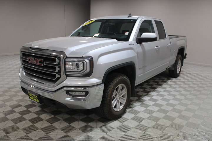 Used 2018 GMC Sierra 1500 SLE w/ SLE Value Package AWD/4WD image 6