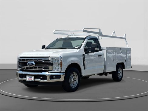New 2025 Ford F350 XL w/ XL Chrome Package image 1