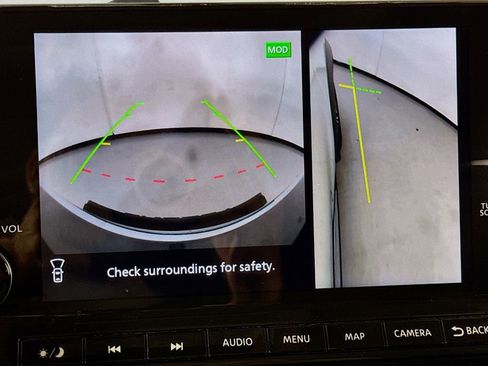 Used 2023 Nissan Pathfinder Platinum w/ Cargo Package image 41