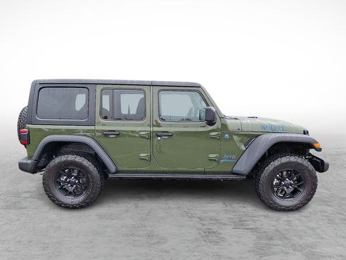 Used 2024 Jeep Wrangler Unlimited AWD/4WD image 6
