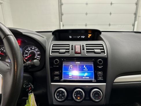 Used 2017 Subaru Crosstrek 2.0i Premium AWD/4WD image 25