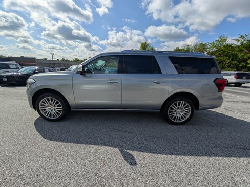 Certified 2023 Ford Expedition Max Platinum AWD/4WD image 3