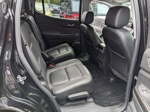 Used 2019 GMC Acadia SLT image 17