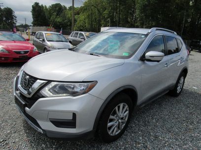 Used 2018 Nissan Rogue SV w/ Premium Package