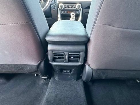 Used 2020 Toyota RAV4 XLE w/ XLE Grade Weather Package AWD/4WD image 31