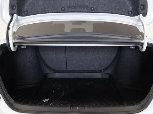 Used 2022 Honda Accord Sport image 14
