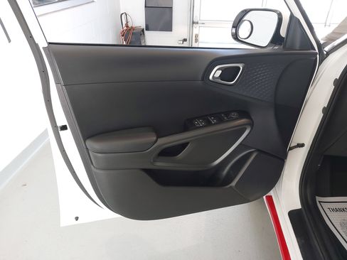 Used 2020 Kia Soul GT-Line image 25