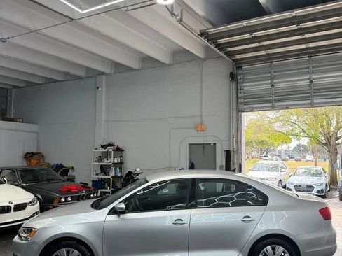 Used 2014 Volkswagen Jetta SE FWD image 4
