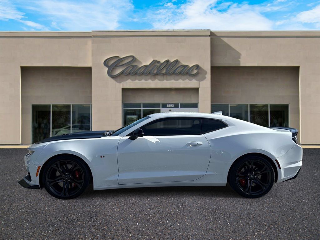 Used 2023 Chevrolet Camaro SS RWD image 6