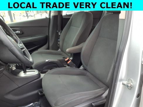 Used 2016 Chevrolet Trax LS image 23