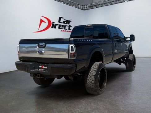Used 2015 Ford F250 Platinum w/ FX4 Off-Road Package AWD/4WD image 4