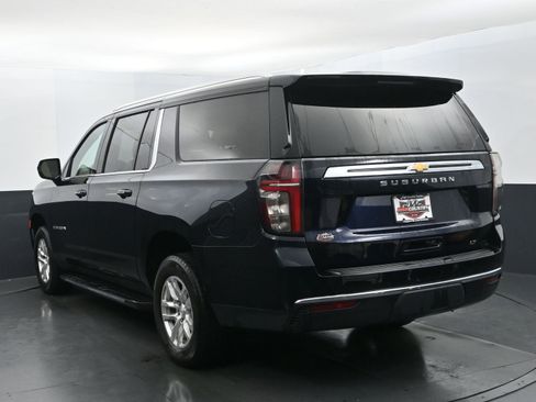 Used 2024 Chevrolet Suburban LT image 4