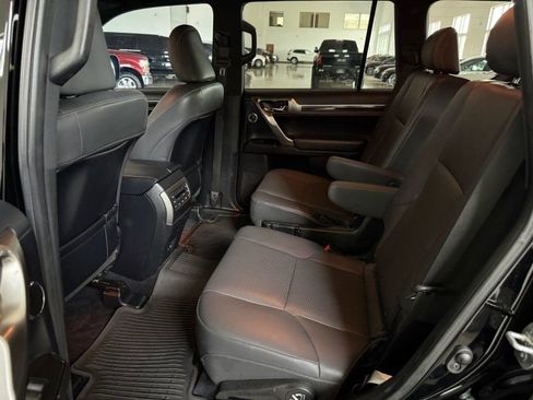 Used 2022 Lexus GX 460 Premium AWD/4WD image 17
