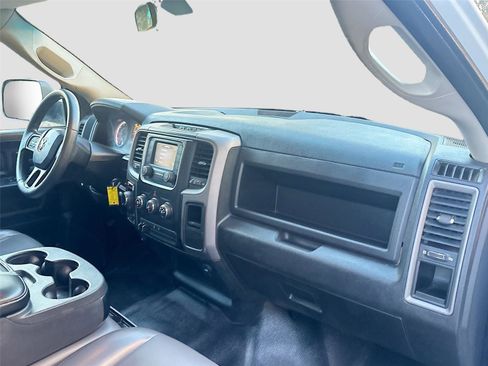 Used 2022 RAM 1500 Tradesman w/ Chrome Appearance Group image 29