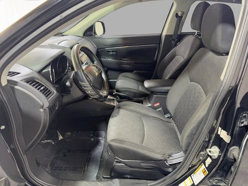 Used 2020 Mitsubishi Outlander Sport ES image 9