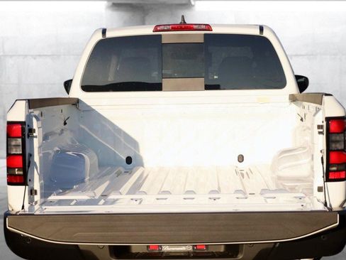 New 2026 Nissan Frontier S image 7