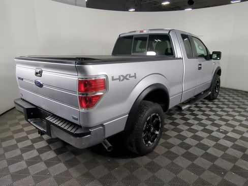 Used 2010 Ford F150 XLT image 4