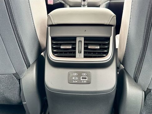 Used 2025 Subaru Legacy Premium image 33