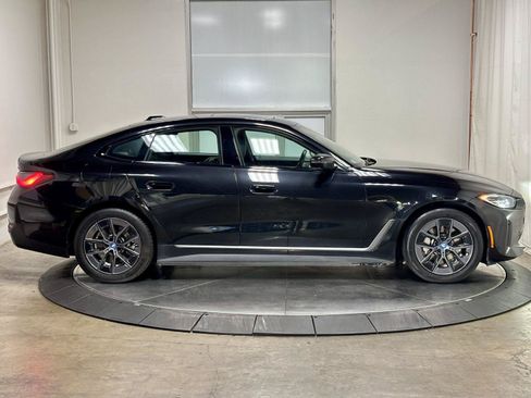 Used 2023 BMW i4 eDrive35 RWD image 11
