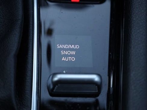 Used 2025 Jeep Compass Limited AWD/4WD image 28