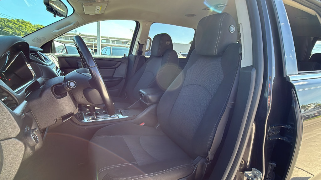 Used 2017 Chevrolet Traverse LT FWD image 20