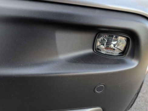 Used 2019 Jeep Cherokee Trailhawk image 11