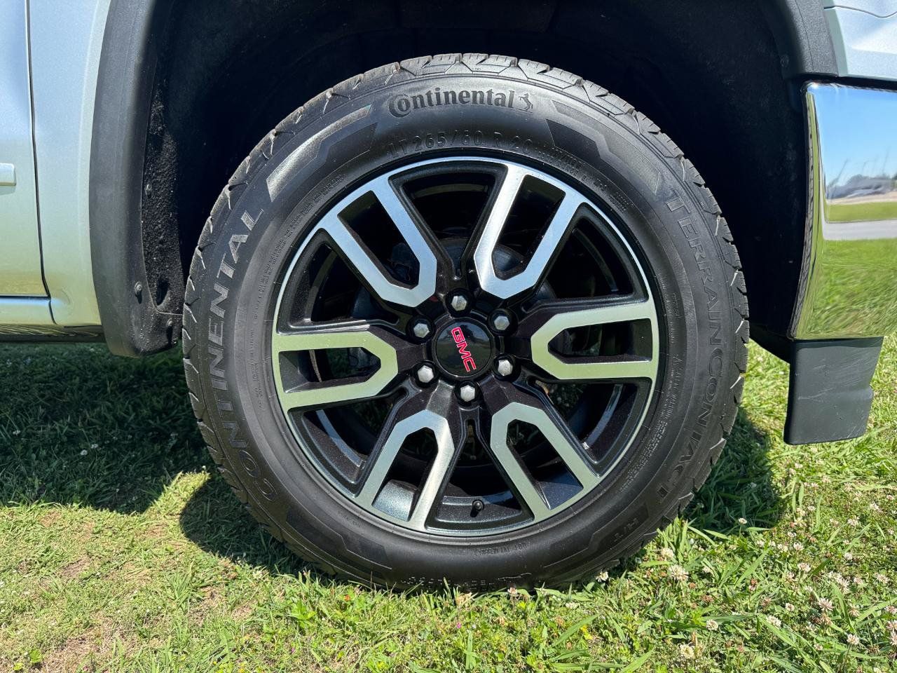 Used 2019 GMC Sierra 1500 SLE w/ SLE Value Package AWD/4WD image 8