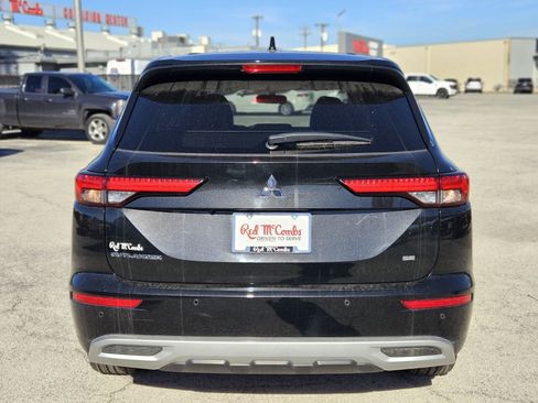 Used 2024 Mitsubishi Outlander SE image 5
