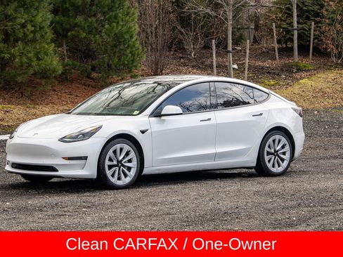 Used 2022 Tesla Model 3 Long Range AWD/4WD image 3