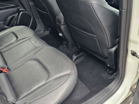 Used 2020 Jeep Renegade Altitude AWD/4WD image 36