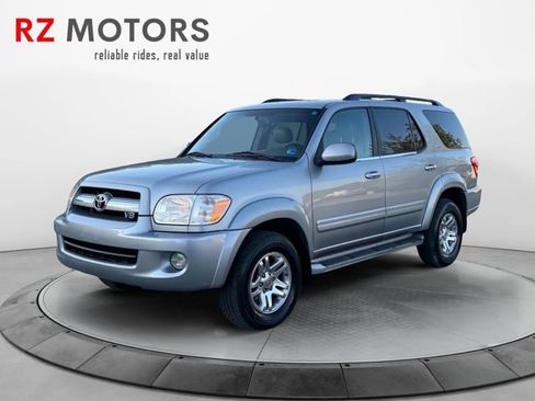 Used 2005 Toyota Sequoia Limited AWD/4WD image 1