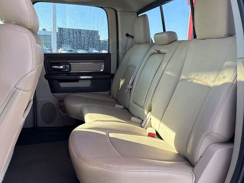 Used 2015 RAM 1500 Laramie w/ Convenience Group image 21