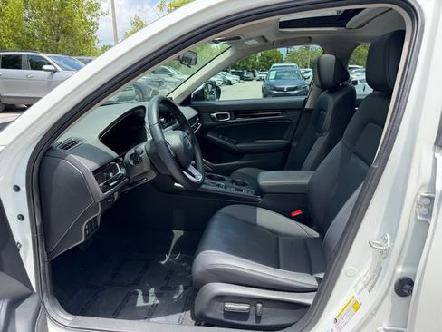 Used 2023 Honda Civic EX-L image 10