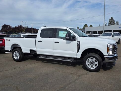 New 2026 Ford F350 XLT w/ Camper Package image 2