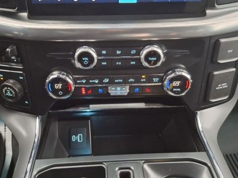 Used 2021 Ford F150 Lariat image 18