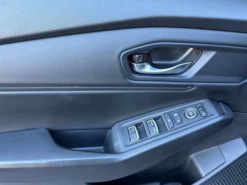 Used 2023 Honda Accord EX image 12