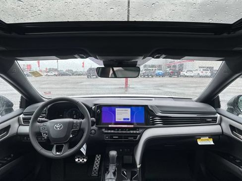 New 2026 Toyota Camry SE FWD image 10