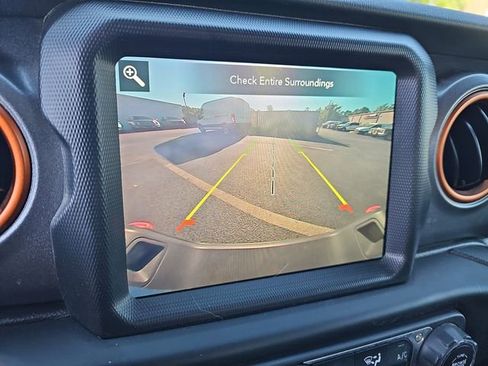 Used 2022 Jeep Gladiator Mojave w/ LED Lighting Group AWD/4WD image 20
