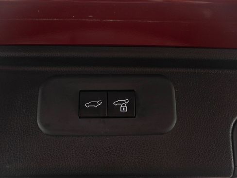 Used 2025 Toyota Grand Highlander AWD image 20