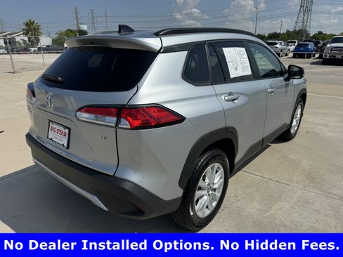 Used 2025 Toyota Corolla Cross LE FWD image 8