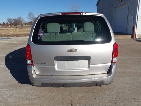 Used 2006 Chevrolet Uplander LS image 4