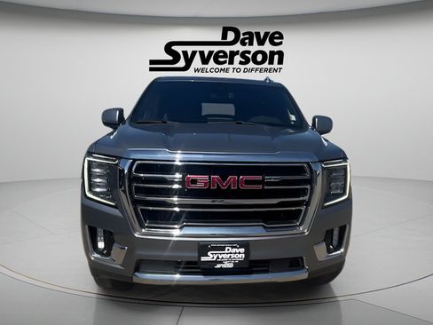 Used 2022 GMC Yukon SLT AWD/4WD image 2